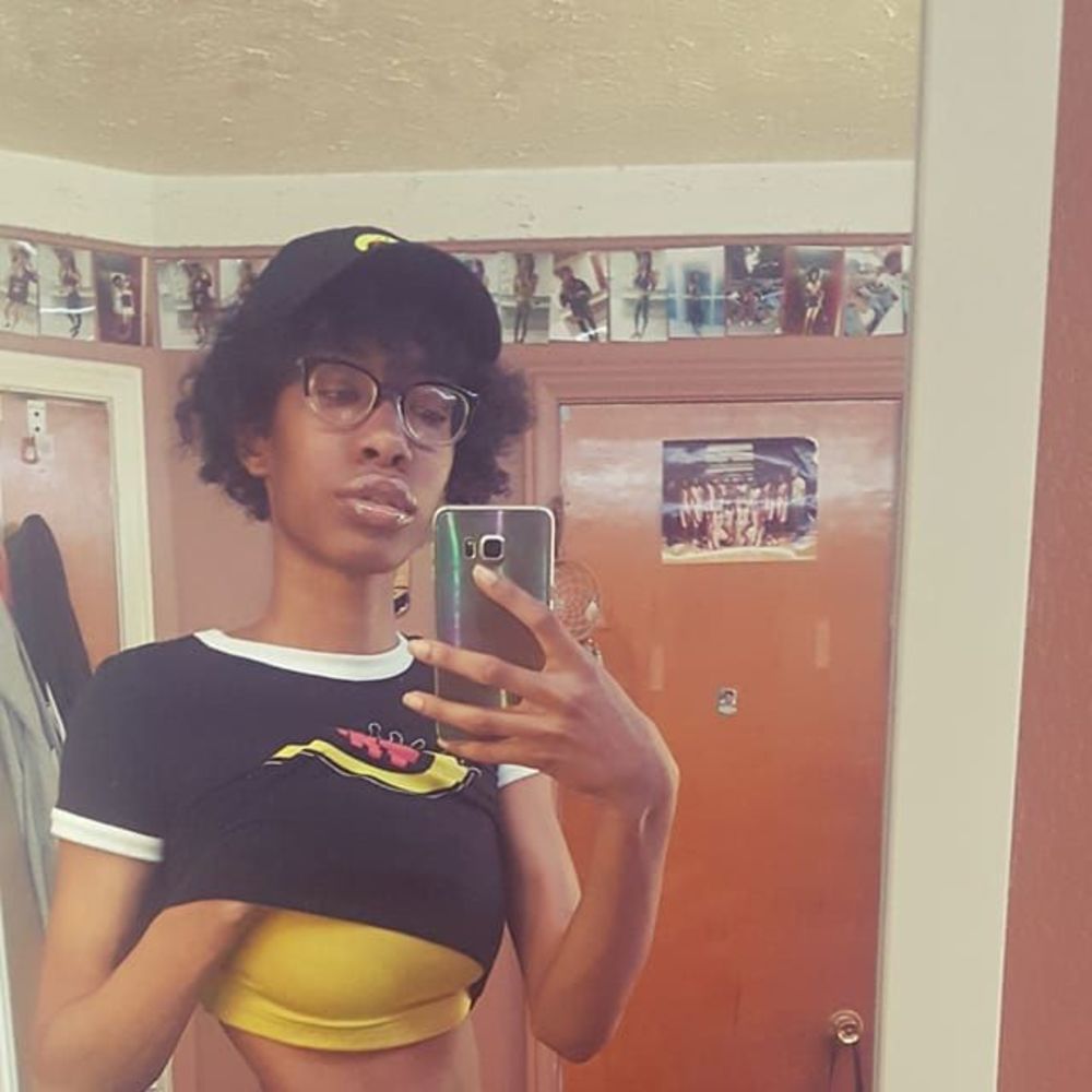 Meet your Posher, Savannah